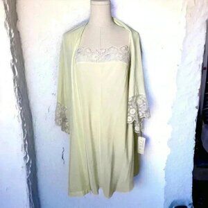NWT Vintage Josie Natori Slip and Robe Intimates S